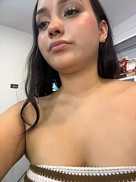 Sara-cherry - bounce tits+ suck+ saliva 🫣