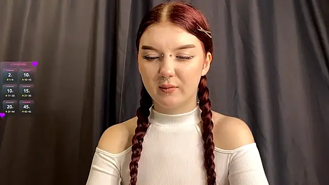 ThuyValentini - massage my breasts