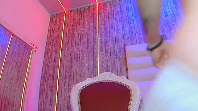 AmeliaRose - Fantastic Clit Play