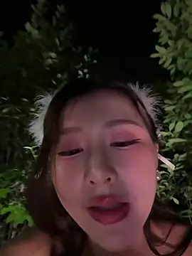 Nidekikibabe-2026 - 今晚小树林户外凸点炮机、羊刺圈强烈刺激喷水～今年仅此一日户外树林直播哦～