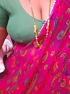 Tamil_Ammani - Boobs show😜😜😝🥰🔥🔥🔥