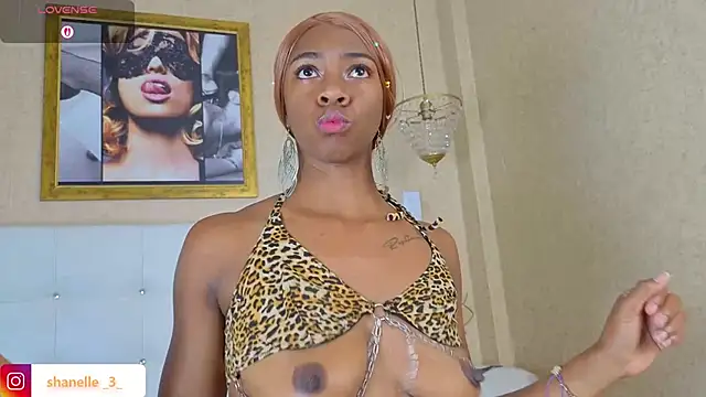 Shanelle__ - your name on my tits
