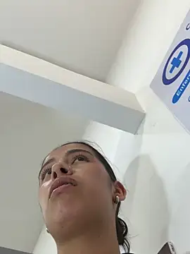 Nathaly_12 - Squirt in men's public restroom