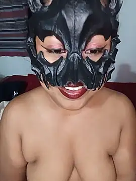 Maskedcurves - Public booby oil show