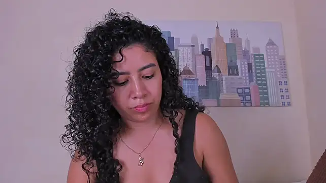 Tharawebstter - Play Pussy