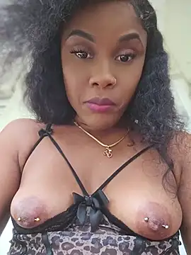 CreamyBellaXo - FOUR FINGER FIST PUSSY hard