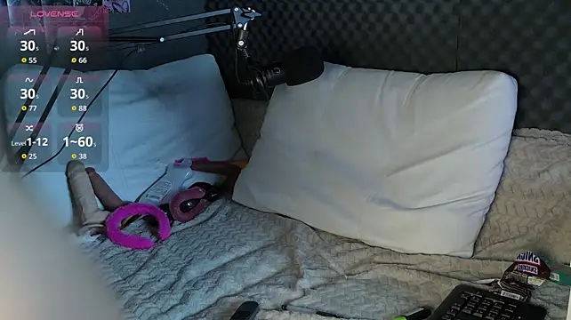 Fluffy_Cloude - lush in pussy