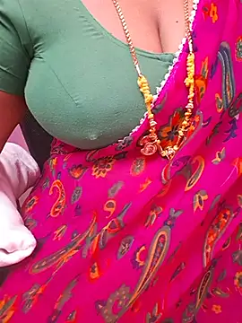 Tamil_Ammani - Boobs show😜😜😝🥰🔥🔥🔥