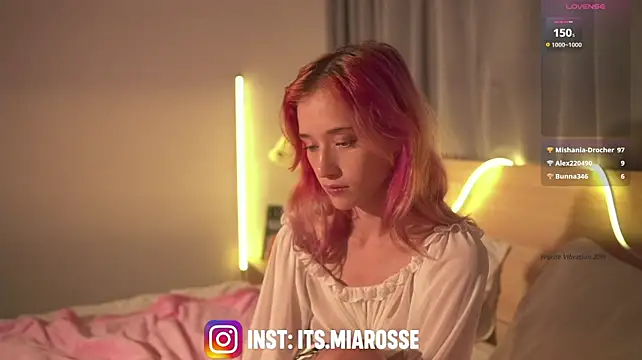 ItsMiaRosee - control toys 5 minutes❤️