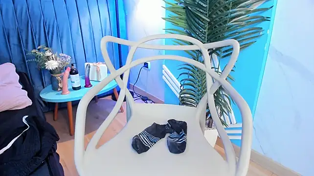 Amberhanks - ride dildo in public
