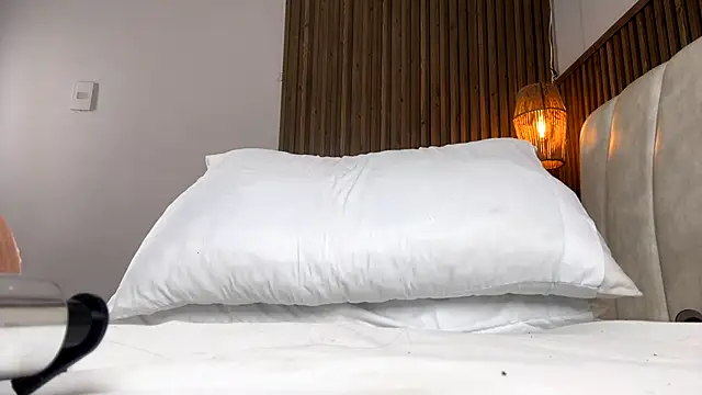 Hayami_Li - slide your cock inside me 😈💦