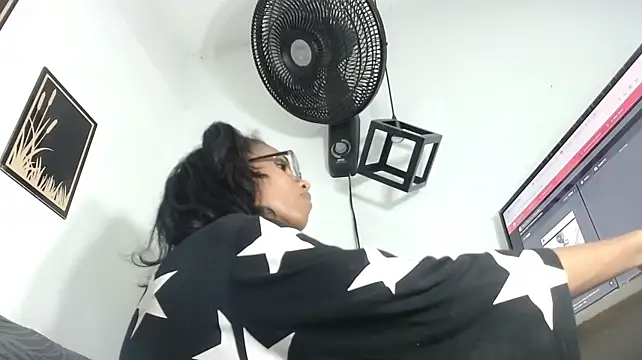 Demonica_lucy - play with my pussy
