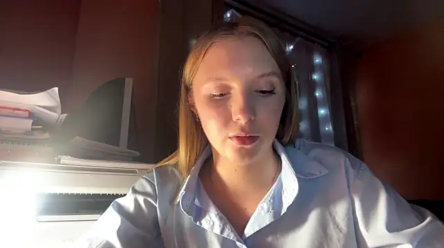 JazminQuayle - kisses to start
