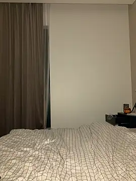 Madelinexx - 📹Last tip wins : slapping dildo on 🐱
