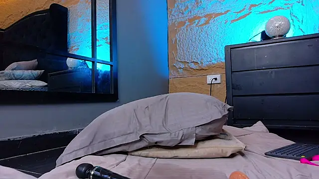 Naomi_hill1