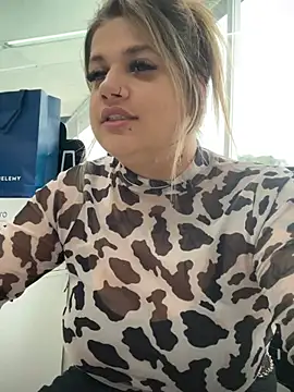 Kahreal - TIRAR CALCINHA NO SERVIÇO+VIDEO SQUIRT