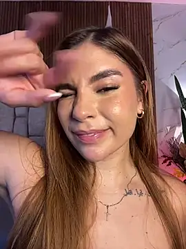 Stephh_222 - FUCK PUSSY W/ REINBOW DILDO TILL SQUIRT