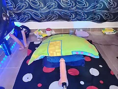 Sharyl_24 - Dildo in my ass