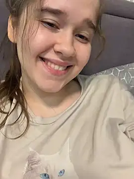 HornyGirlH - SHOW PUSSY