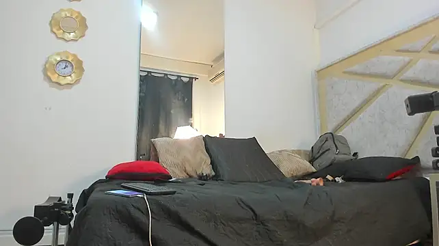Jade_Roxx - ass in closeup