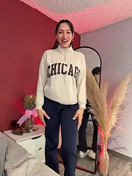 Evangelineroos - jump tits two girls