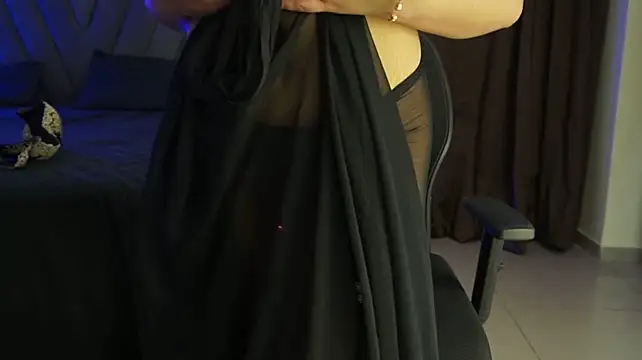 Onlyishuu - full nude oil tease nd 5 min lush cntrl