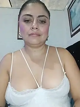 ElizabethWeill - Wet my panties and make me masturbate