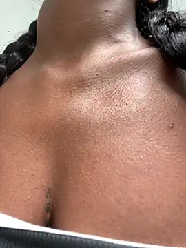 MiaaHoward - 🔥 Bite nipples🔥