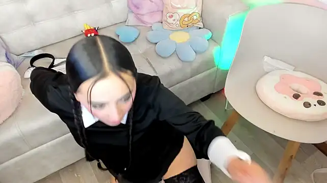 Tinysara - GET NAKED + SHOW HOLES