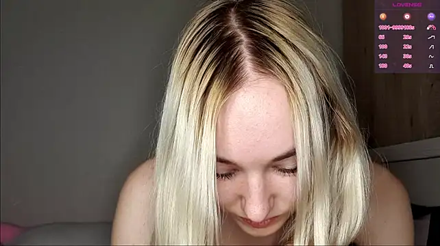MisaMew - Boobs tease