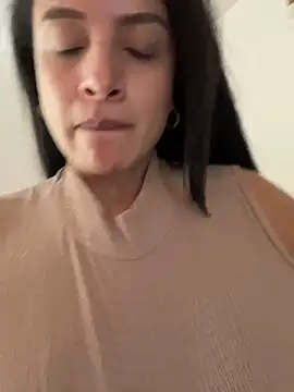 Lena-Williamss - Boob worship & sensual tease 🔥
