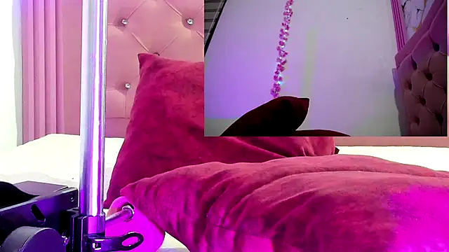 BabyGirlCora - First day to reach me orgasm ♡