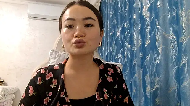 PauletteFurtak - Touch my tits
