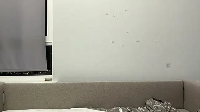 LisaPorse - Show feet + kiss u