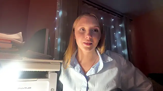 JazminQuayle - kisses to start