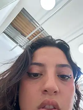 MeggyMae_ - show asshole in doggy