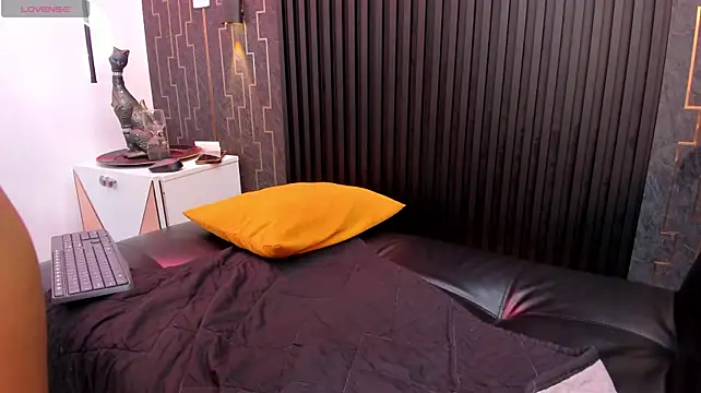 Ursafrost - show saliva and spit tits
