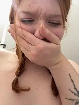 Freaky__Nikki - PUSSY PLAY UNTIL CUM NEAR URINAS RISKY