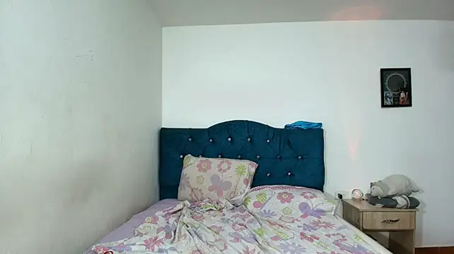 Naughty_Nights_Live - remove the shirt👄