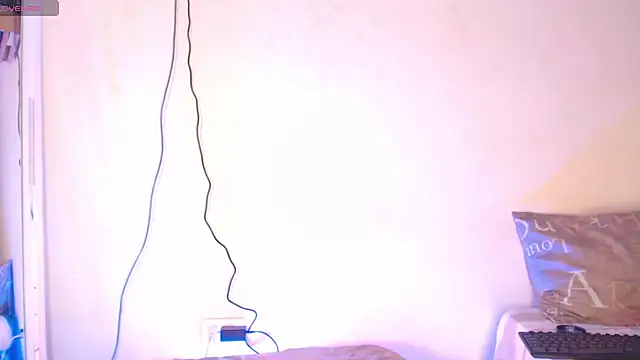 Abrillmacey - Control Lovense 4 min+ Gran Squirt🌊