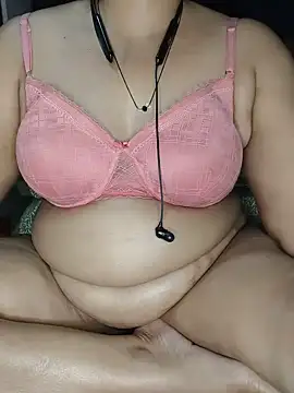 Hot_Darling001