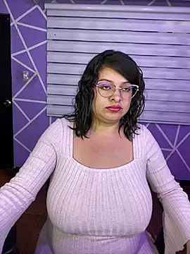 MiiaaJoness