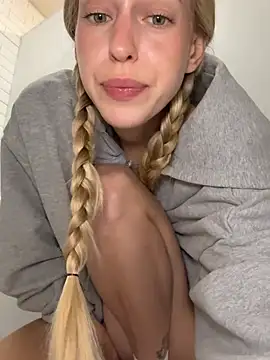 Kira_mia - pour boobs w saliva&slap loud in MEN🚾