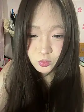 CoCo-s - 肉棒插逼逼2分钟～