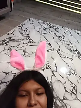 Mali-CeMuse - Dildo in pussy