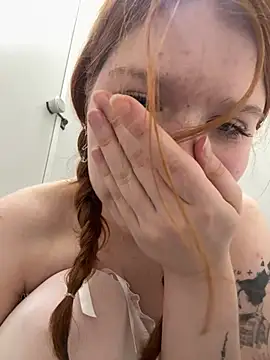 Freaky__Nikki - DILDO CUM NEAR URINAS