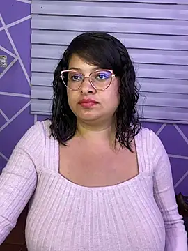MiiaaJoness
