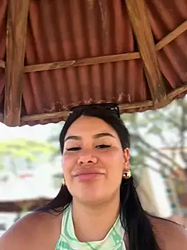Issane_Peru - Masturbación con dedos pussy sweet