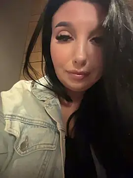Tisha_Busty - FINGERING deep+Lick Fingers after pussy