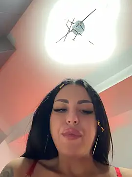 NaomyFlame - make it rain 💦